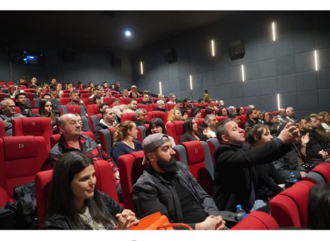 ÇATLI FİLM GALASI